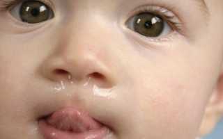Насморк у младенца и связь с прорезыванием зубов