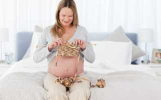 Можно ли беременным вязать спицами или крючком