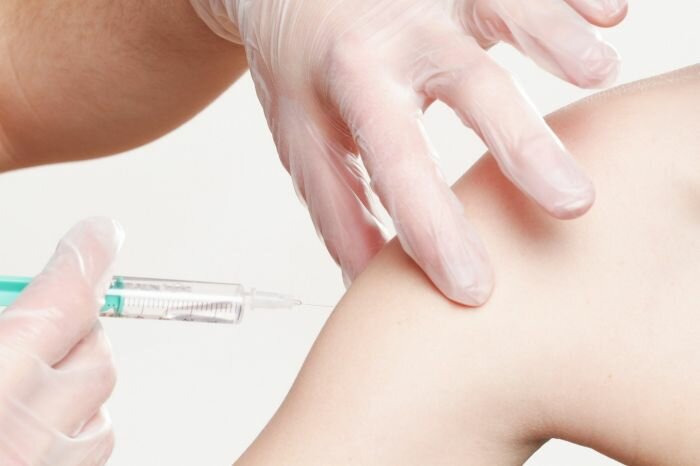 Опубликованы данные исследований двух вакцин против коронавируса